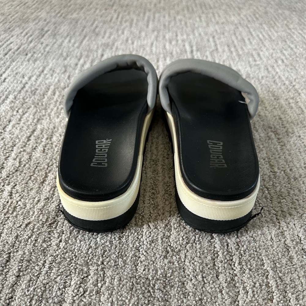 Cougar Women's Gray Slide Sandals - Picture 4 of 8